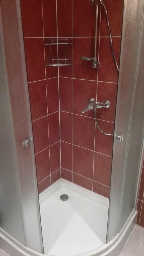 Apartament Przy Stoku กรินีซา ดรอยจ์ ภายนอก รูปภาพ